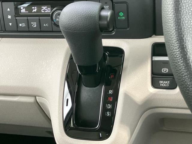 国産車から輸入車まで多様なお客様のニーズのお応えできるように、全国規模で豊富な在庫展開！車のことならWECARSへ！
