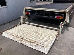 当店では、お客様のご来店に合わせて店頭に展示車を準備させていただいております。ご来店時に、店頭に現車がない場合もありますので、予めお電話にてご確認ください！