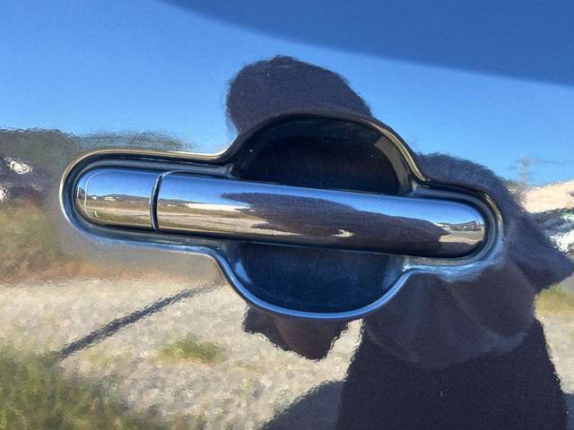 納車前の整備もしっかりさせて頂きます。もちろんアフターサービスもお任せ下さい！オプション品や中古パーツなどご要望ございましたらお気軽にお問い合わせ下さい！リーズナブルな価格でご対応させていただきます