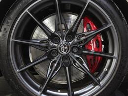 ご来店前にお問合せフォームから「来店予約」をお願い致します。予約ナシの当日のご来店については恐れ入りますがお電話で在庫確認をお願い致します。