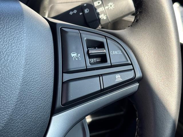 スズキ1級査定士が細かく車両をチェックして、傷や修復歴を確認しております。ご不明な点はお気軽にお問合せ下さい