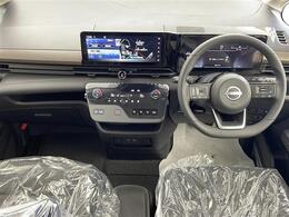 【インパネ全体】全方位で視界が広く、高い目線で運転もしやすいです！