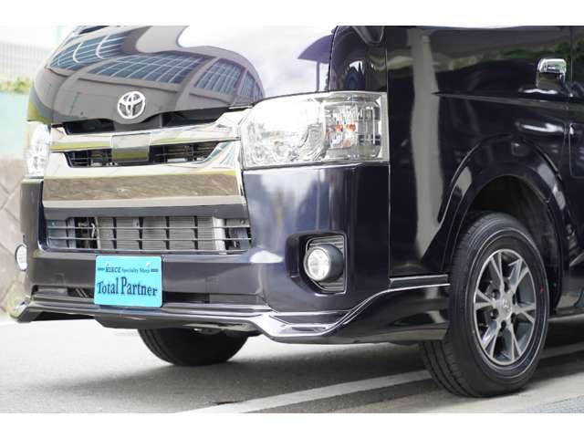 トータルパートナー（株）ではハイエースを販売・整備・車検・カスタム・買取を主業とするハイエース専門店となります。専門店ならではの、知識と経験でお客様に喜んで頂けるよう、スタッフ一同頑張らせて頂きます。