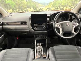 グループ総在庫数約30，000台！！全国の系列店からメーカー・車種問わずご紹介出来るので、あなたにピッタリのお車が見つかるはずです♪まずはお問い合わせ下さい☆