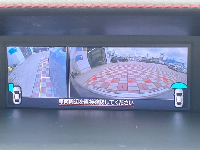 【フロント＆サイド＆バックカメラ】ドライバーから見にくい死角部分を映像で確認できる前方と左側面にカメラを装着。見通しがきかない場所や住宅密集地などを運転することが多い人におすすめの安心装備です。