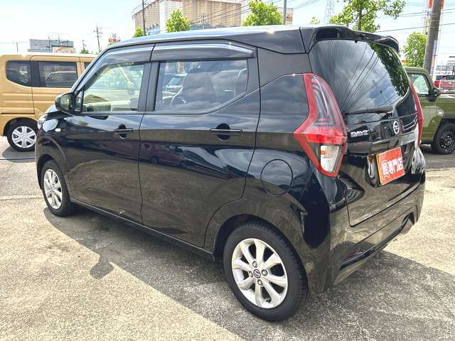 【車検】福井県福井市・鯖江市で年間8,000台の車検実績！予約制の60分車検もございます。お安く安心な国土交通省指定の自社工場完備で国家資格整備士が丁寧に車検整備を行います。