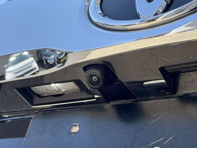 この車が気になるけどお店が遠い。。なんてお客様！！　ご安心ください！　当社遠方登録納車も多数実績がございます！！お車陸送費用も格安でご案内です！！まずはご相談ください！！！