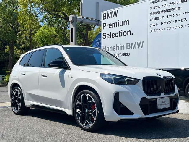 【50：50の重量配分】前後のタイヤにかかる車両重量を均等になる様に拘って設計。シャープで軽快なハンドリングを実現。ドライバーと車との一体感あるドライビングの歓びをご体感下さい！