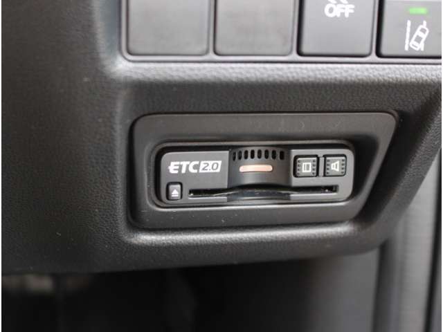 ETC車載器付ですので高速道路の料金所もノンストップです！