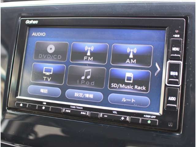 オーディオ装備はCD、DVD、Bluetooth、フルセグ、ミュージックラック、USB等は充実しております！