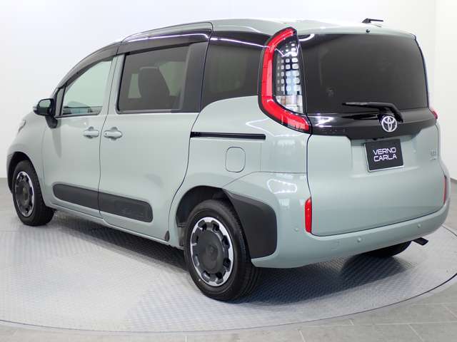 当店の禁煙車両は、スタッフ2人以上で確認し、タバコの匂いが無いものを【禁煙車】として扱っています。（アレルギーや敏感な方は現車確認時にご確認下さい。）