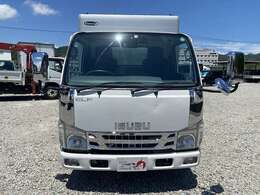 ☆当社は働くクルマと頑張る人を応援します！高品質トラック専門店！平ボディ☆ダンプ☆バン☆特殊車両の事ならお任せ下さい！