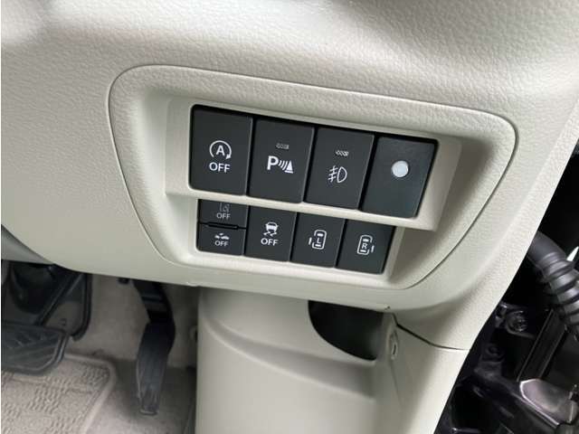 シンプルで操作しやすいボタン類