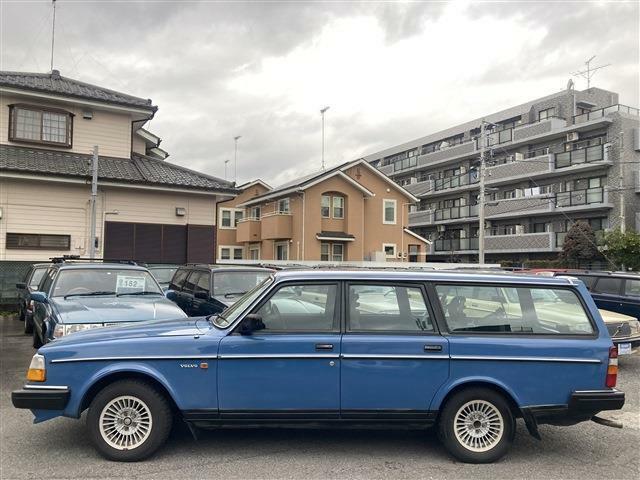 納車整備が一通り完了した後、すぐに納車するのではなく、一旦スタッフにより試乗を行い、問題がなければ納車日をご相談させていただく流れとなります。