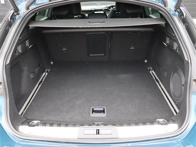 バックオーダーをご利用いただければ、希少なお車や、特定の装備のついたお車など、お客様からのご要望に応じて全国ネットワークからお探しさせて頂きます。