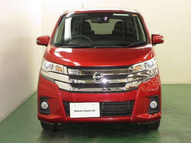 当店のお車をご覧いただきありがとうございます。こちらは日産中古車クオリティーショップ認定店です。