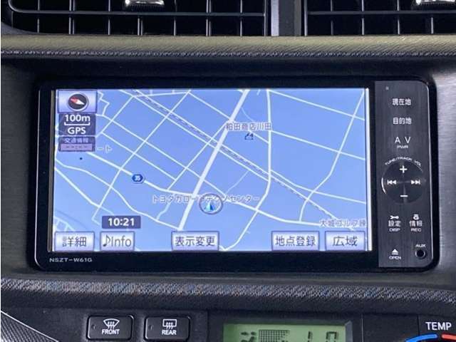 ナビ付きです。目的地を設定すれば、初めての場所でも簡単に行くことが出来ます。