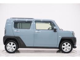 県内13店舗にて常時500台以上ダイハツ車を展示中です。見て、触って、納得のいく一台をぜひ見つけてください。