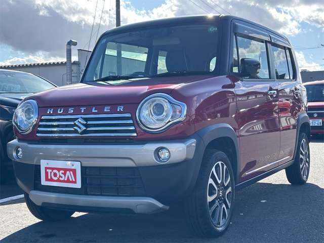 当店は最新鋭の設備を完備した大型工場併設店です☆車検・点検などオーナー様の信頼を得られるよう日々整備士達は努力を欠かしません。ハイブリッドに関する知識や診断機など確りご用意し安心をお届けします☆