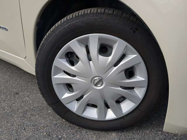 【タイヤについて】アルミホイールや、新品タイヤ、スタッドレスタイヤご相談承ります。