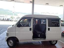 オールメーカー取り扱い！！　在庫車100台以上！！プロの仕入れ！！　走行メーター管理システムチェック済み。