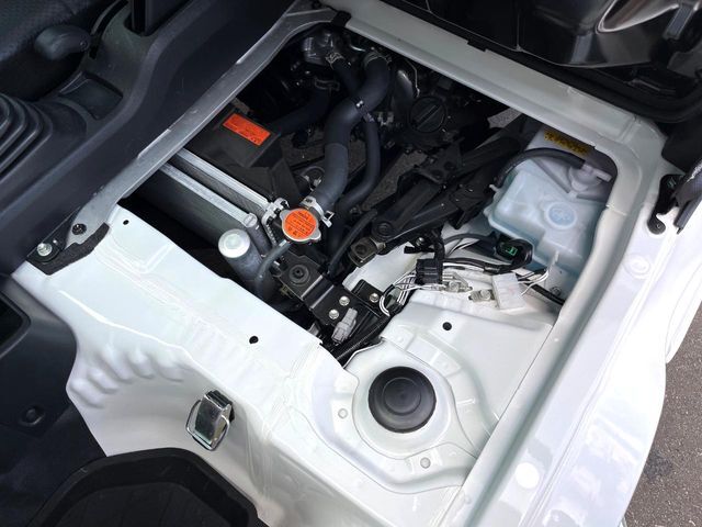 親切・丁寧な専門メカニックスタッフが応対！・車検・点検整備・事故等の修理などアフターサービスも安心。お車のカスタマイズもネクステージのサービススタッフまでご相談ください！