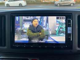 テレビを視聴することが出来ますので、遠出する際に同乗者も退屈することなくお乗り頂けます♪お子様がいらっしゃるご家族の方にももってこいの装備となっております♪