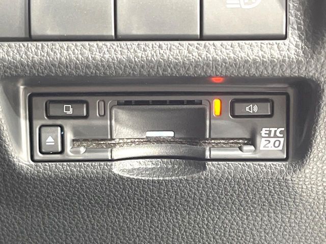 【ETC】高速道路の料金所をストレスなく通過！話題のスポットやサービスエリアに多い「スマートIC」利用時は必須のアイテムです。当店でセットアップを実施、ご納車当日からすぐにご利用いただけます！