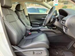 「この車の写真をもっと見たい」「状態が気になる」「この装備はついている？」どんな小さな疑問でもお気軽にお問い合わせください！