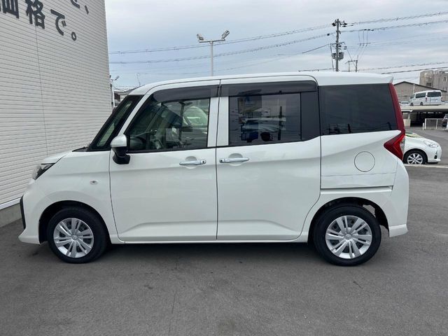 大好評のボディコーティング「弾スプラッシュコート」もご納車までに施工可能。通常のガラスコートと異なる、耐久年数6年の無機質ガラスコーティングが、ボディをキレイな状態に保ってくれます。