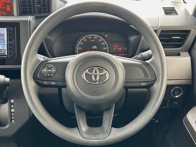 ドライバーによって運転しやすいポジションは異なり、あの車はどうなのか不安なこともありますよね。気になるお車は店頭で乗り込んでご確認いただけます♪