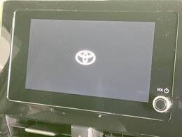 【8インチ　ディスプレイオーディオ】大画面のディスプレイはAppleCarPlayやAndroidAutoが利用可能。大きな画面でスマホナビアプリ等が利用いただけます♪