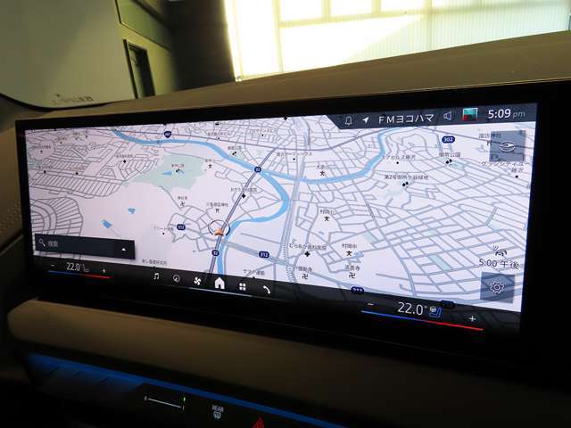 BMW iDriveナビゲーションシステム。ワイドで視認性に優れたスクリーン。