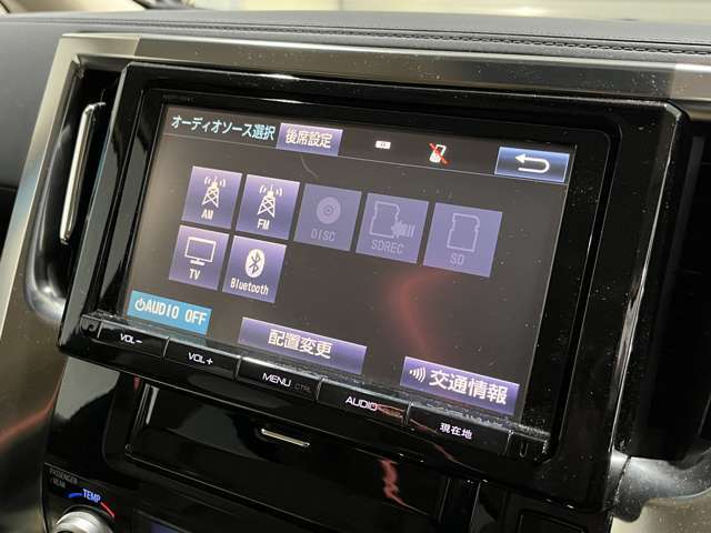 CD/DVD・Bluetooth・フルセグTVの視聴が可能となっております！