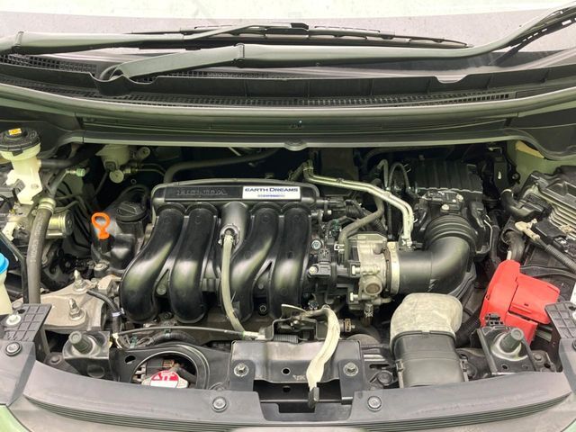 親切・丁寧な専門メカニックスタッフが応対！・車検・点検整備・事故等の修理などアフターサービスも安心。お車のカスタマイズもネクステージのサービススタッフまでご相談ください！