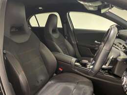 万一故障した場合も、ご購入後2年間、走行距離にかかわらず適用される保証をご用意。大きな安心をご提供いたします。