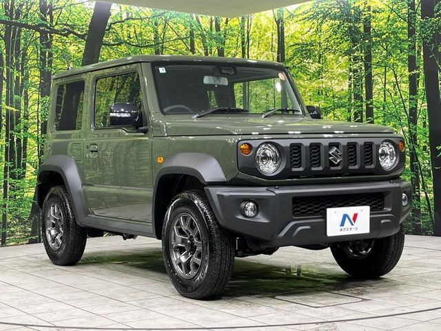 大好評のボディコーティング「弾スプラッシュコート」もご納車までに施工可能。通常のガラスコートと異なる、耐久年数6年の無機質ガラスコーティングが、ボディをキレイな状態に保ってくれます。