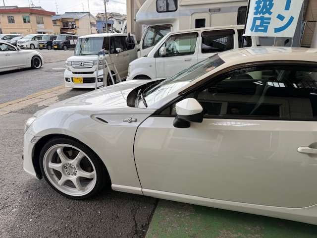 当社の全在庫車両は走行管理システムを行った車両のみです！！お客様に安心して乗って頂きたいので走行不明車、メーター改ざん車の販売は一切御座いません！