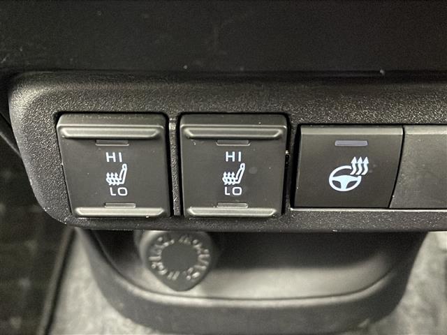 【運転席操作部】快適なドライブを楽しむための機能が装備されています！運転席から触れるので、使いやすいです！除菌プランいれていただくと、さらに清潔で安心していただけます！