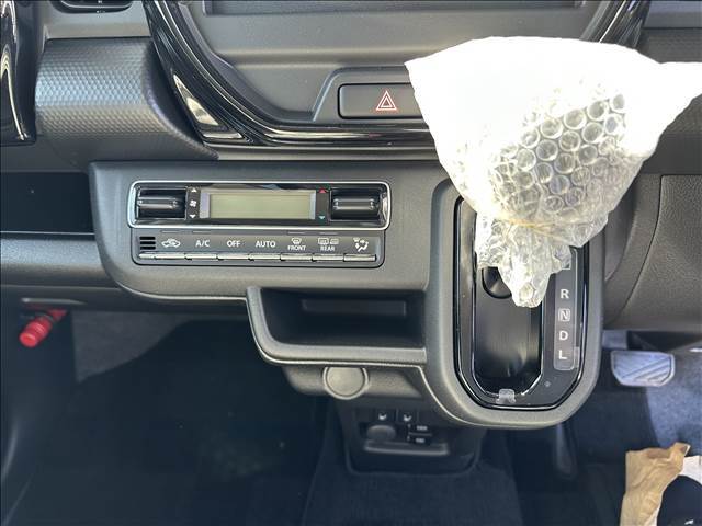 ◆充実のアフターサービス◆　車の販売はもちろん、自社整備工場・自社鈑金工場・オイル交換＆点検専門店舗を完備しておりますので納車後もお客様のカーライフをトータルでサポートいたします。