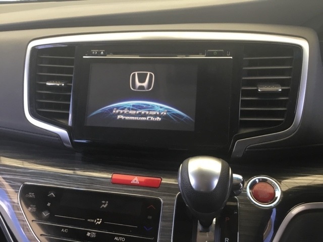 フルセグTVやDVD等、オーディオ機能も充実しています。