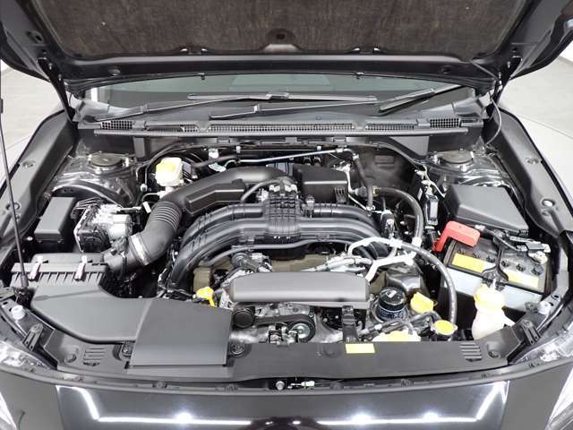 エンジンルームもきれいに清掃済みです♪　納車前にはエンジンオイルもしっかりと交換いたします！