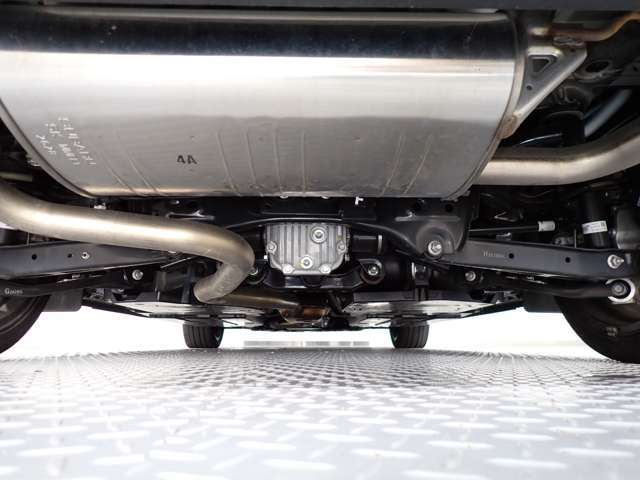 下回りもきれいな本州仕入の車両を揃えております♪　防錆オプションもご用意しておりますので、きれいなうちに施工はいかがですか？