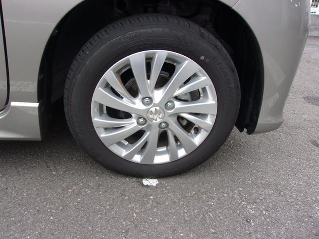 ご購入後も安心　全車保証付のお車を取り揃えております！お車を見て触って比べて頂けます。