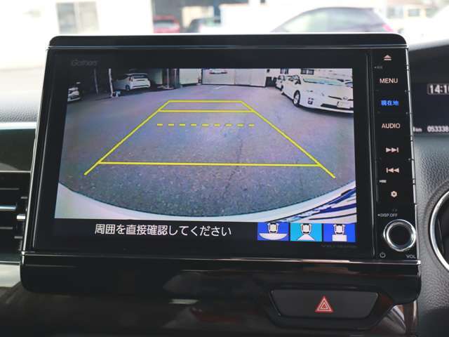 純正8インチナビフルセグTV後カメラ　ブルートゥースオーディオ　携帯ハンズフリー通話　DVD　CD録音　USB端子　バックカメラは車庫入れや駐車の強い味方です♪　狭い場所での駐車も楽々ですよ！