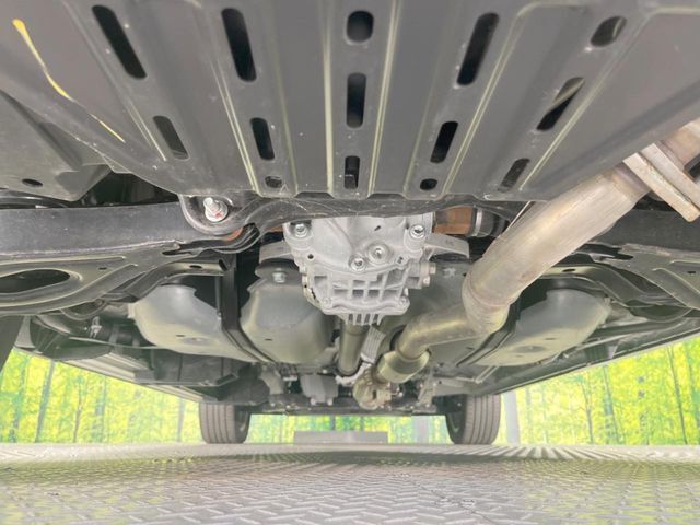 親切・丁寧な専門メカニックスタッフが応対！・車検・点検整備・事故等の修理などアフターサービスも安心。お車のカスタマイズもネクステージのサービススタッフまでご相談ください！