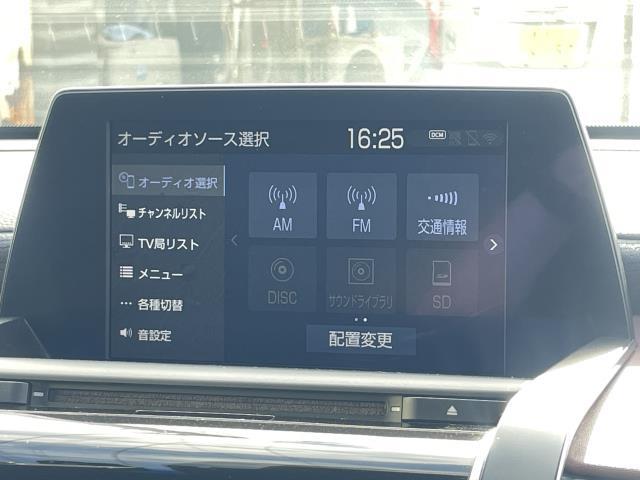 8型純正SDナビが付いています♪フルセグTV・バックカメラ・BD/DVD/CD・Bluetoothに対応しています♪