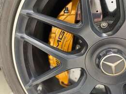 【最大100項目の点検・整備】メルセデス独自の厳しいチェックを通過したクルマのみ「メルセデス・ベンツ認定中古車」と呼ばれます。