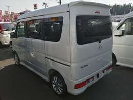 チャンスではお車の販売、整備や修理だけではないんです！車検や鈑金塗装、レンタカーの貸し出し、自動車保険の加入まで全てをサポート致します！！お車の事で困ったことがあれば何でもお気軽にご相談ください。