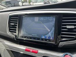 こちらオーディオ周りの写真になります。動作確認済みです。詳しい機能に関しましては装備欄を確認ください。車によっては多機能なナビなど、充実したオーディオがついている車両もあります。